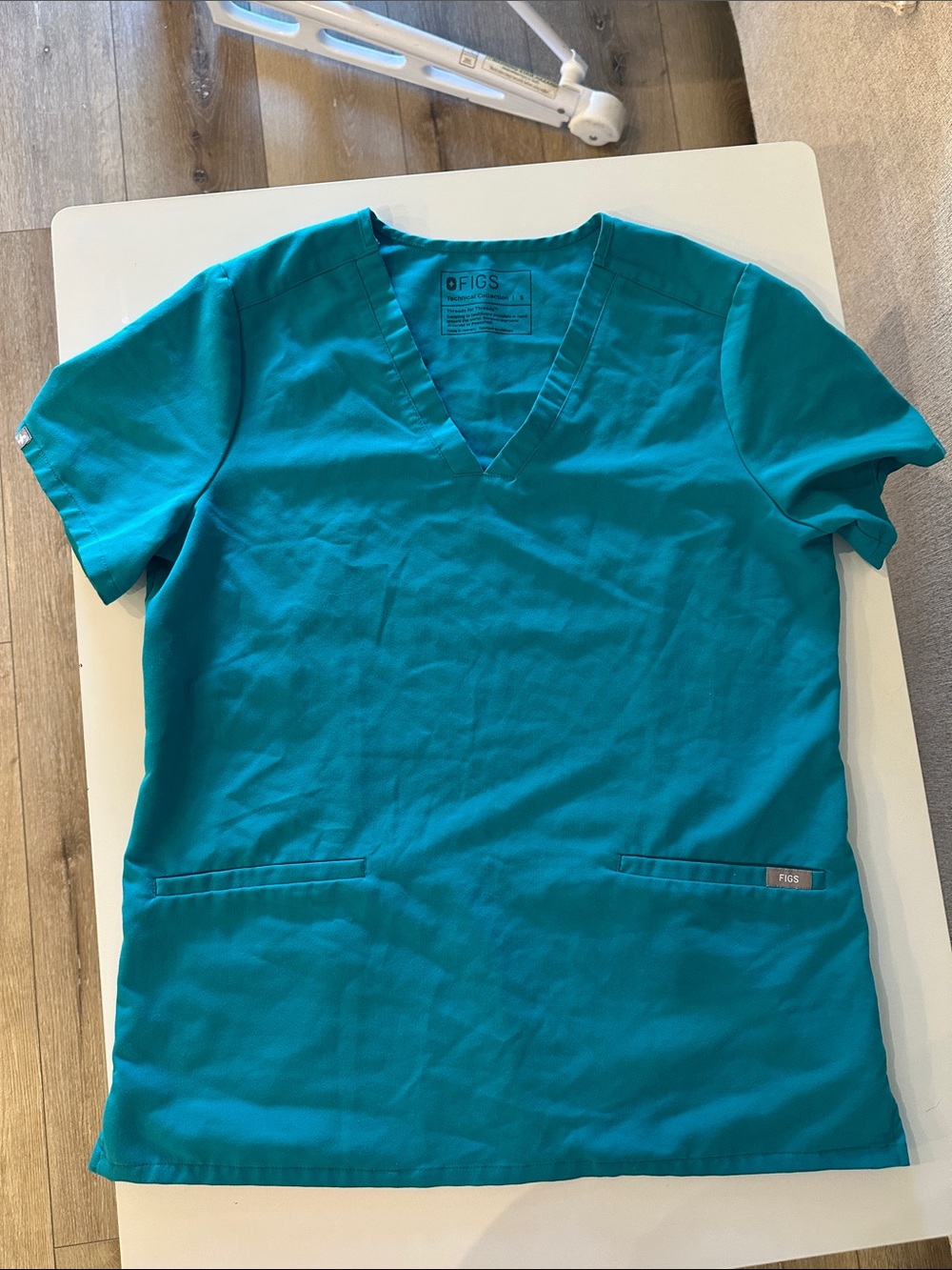 Figs Scrub Top Sz small